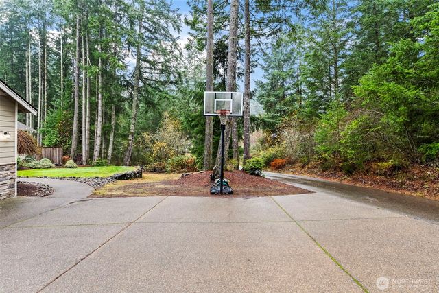 14892 Peacock Hill Road SE, Olalla, WA 98359