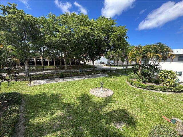 3700 Harrison St 15A, Hollywood, FL 33021