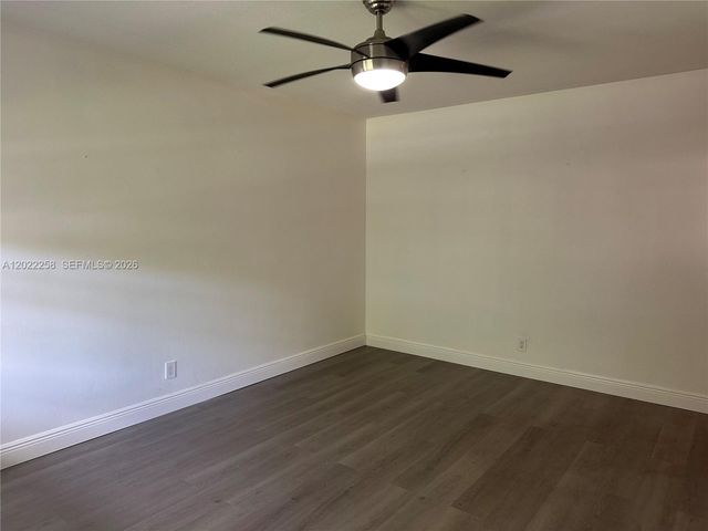 3700 Harrison St 15A, Hollywood, FL 33021