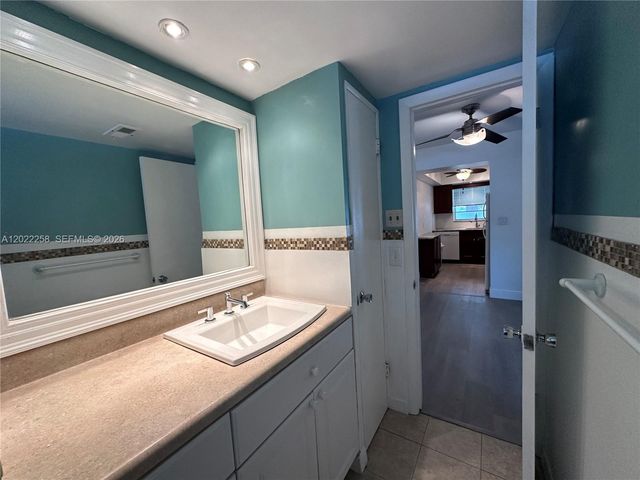 3700 Harrison St 15A, Hollywood, FL 33021