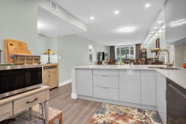 2600 S Course Drive 106, Pompano Beach, FL 33069