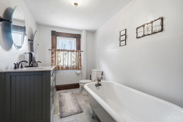 17 Summit Street, Lebanon, OH 45036