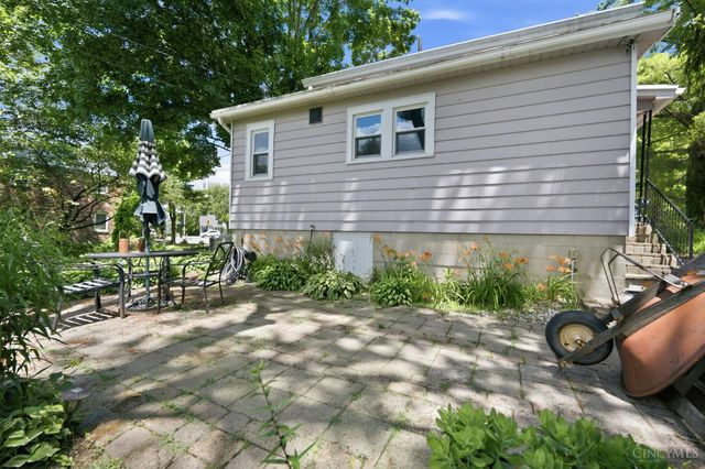 17 Summit Street, Lebanon, OH 45036