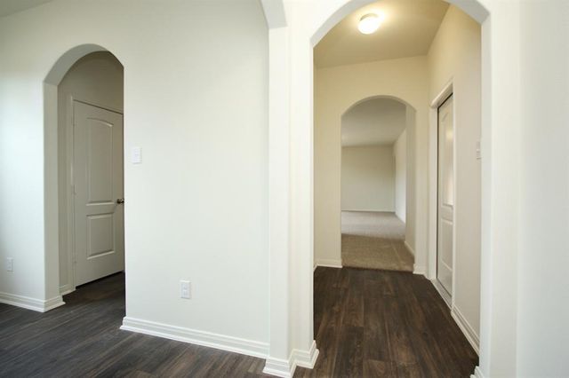 928 Lake View Circle W, Brookshire, TX 77423