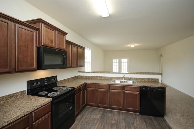 928 Lake View Circle W, Brookshire, TX 77423