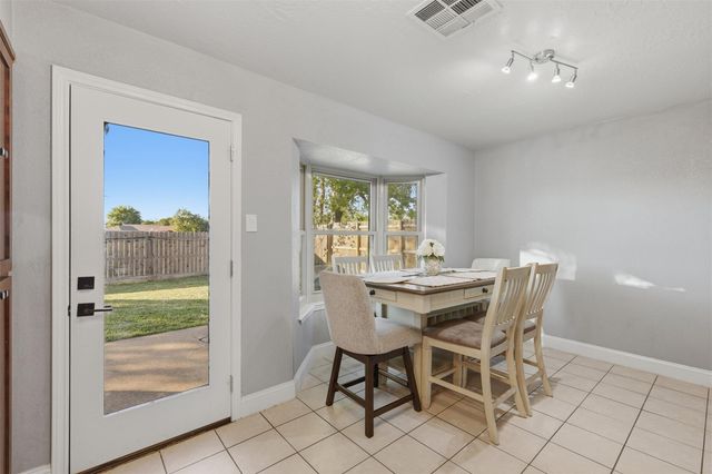 5919 Ollia Circle, Pasadena, TX 77505