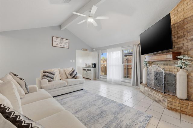 5919 Ollia Circle, Pasadena, TX 77505