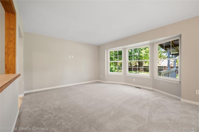 45162 Forest Trail Drive, Canton Charter Township, MI 48187