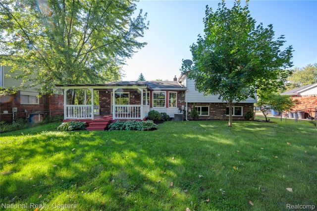 45162 Forest Trail Drive, Canton Charter Township, MI 48187