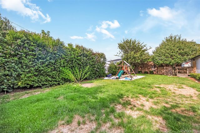 371 Grand Boulevard, Deer Park, NY 11729