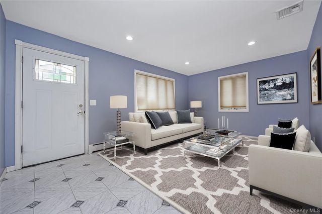 371 Grand Boulevard, Deer Park, NY 11729