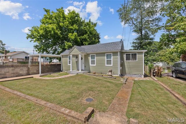 5347 Vine Avenue, St Louis, MO 63123