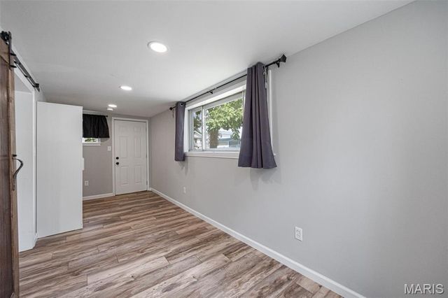 5347 Vine Avenue, St Louis, MO 63123