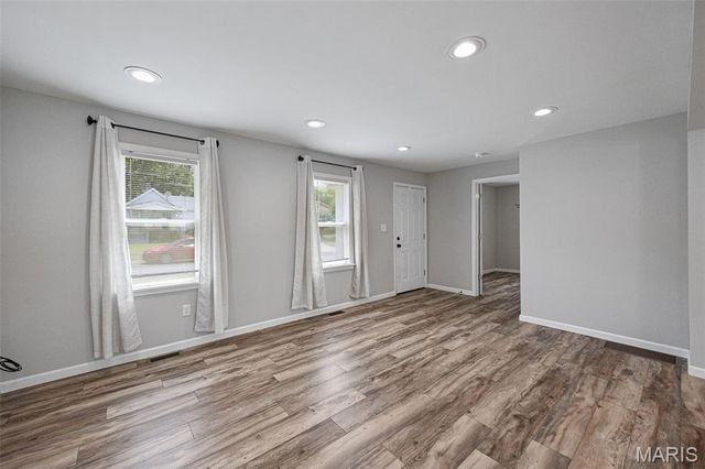 5347 Vine Avenue, St Louis, MO 63123