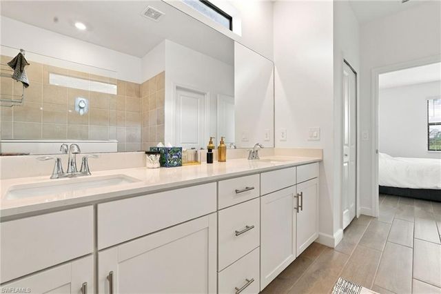 20733 Napa LOOP, Estero, FL 33928