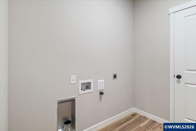 2426 Oak St, Lyons, OR 97358