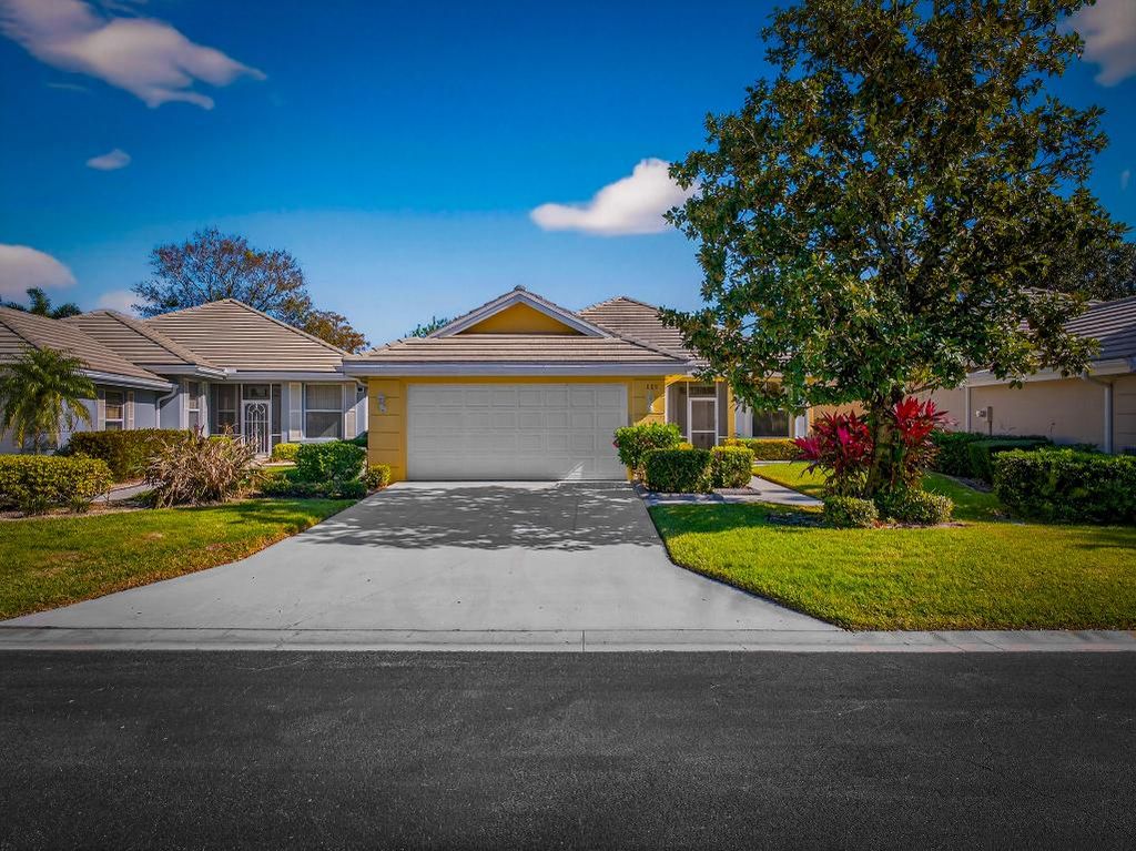 111 NW Bentley Circle, Port St. Lucie, Port St Lucie, FL 34986
