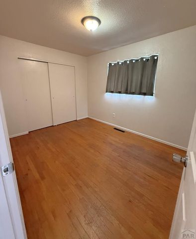 3139 Skyview Ave, Pueblo, CO 81008