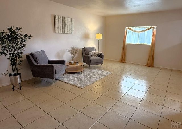 3139 Skyview Ave, Pueblo, CO 81008