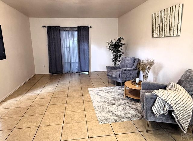 3139 Skyview Ave, Pueblo, CO 81008