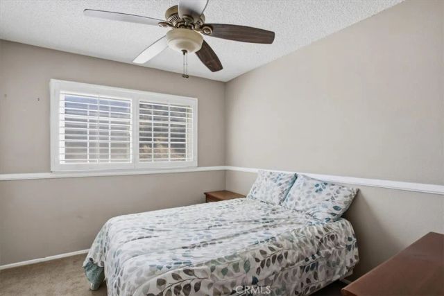 23134 La Granja, Valencia, CA 91354
