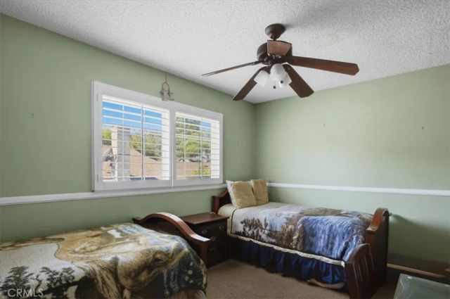 23134 La Granja, Valencia, CA 91354