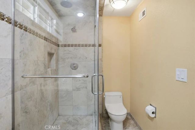 23134 La Granja, Valencia, CA 91354