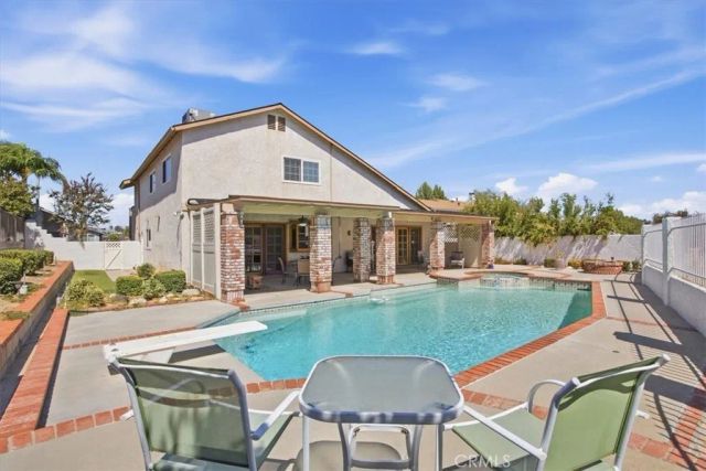 23134 La Granja, Valencia, CA 91354