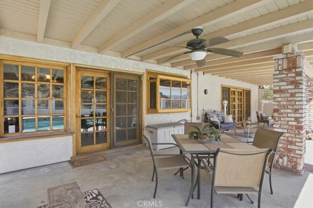 23134 La Granja, Valencia, CA 91354