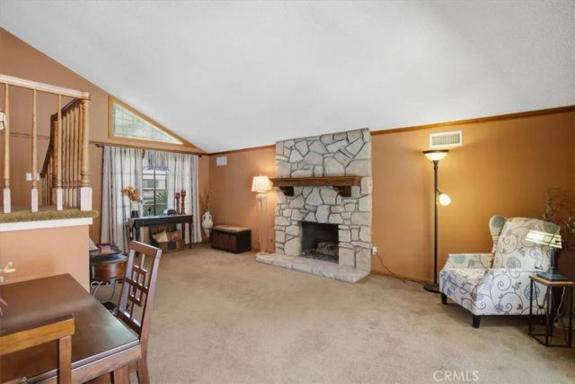 23134 La Granja, Valencia, CA 91354