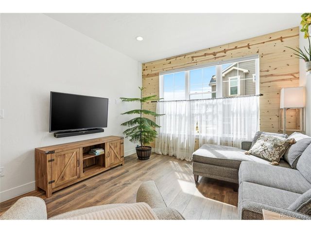 287 Dipper Ct, Berthoud, CO 80513