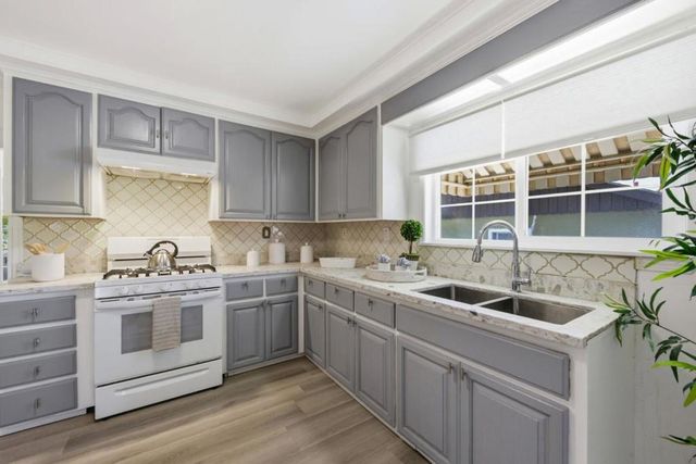 1654 D Street, Hayward, CA 94541