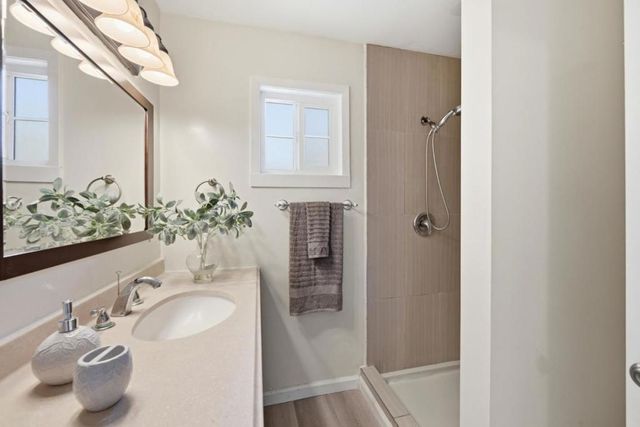 1654 D Street, Hayward, CA 94541