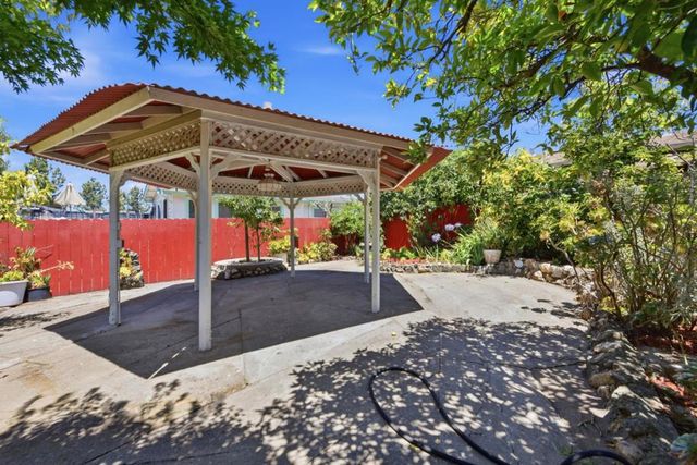 1654 D Street, Hayward, CA 94541