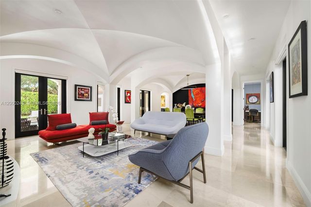 475 Amalfi Avenue, Coral Gables, FL 33146