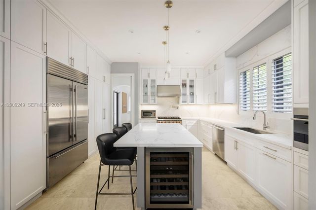 475 Amalfi Avenue, Coral Gables, FL 33146