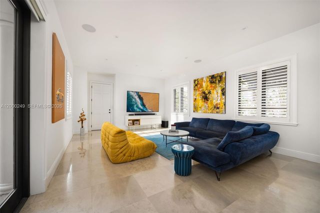 475 Amalfi Avenue, Coral Gables, FL 33146