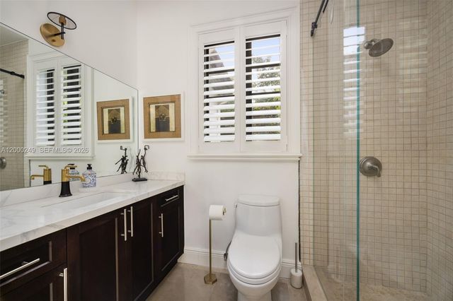 475 Amalfi Avenue, Coral Gables, FL 33146