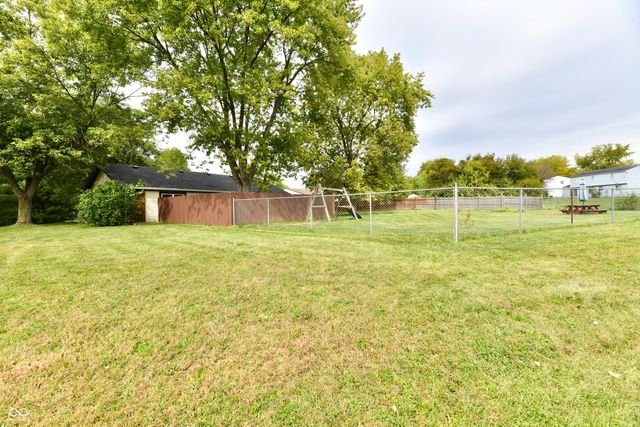 147 Plymouth Rock Court, Greenwood, IN 46142