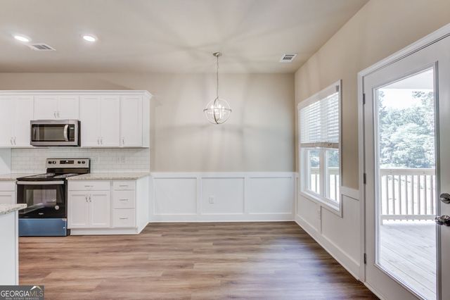 6450 River Plantation Station Drive, Lula, GA 30554