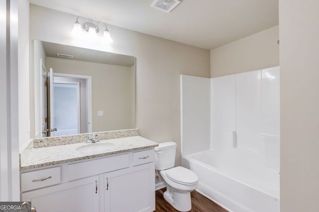 6450 River Plantation Station Drive, Lula, GA 30554