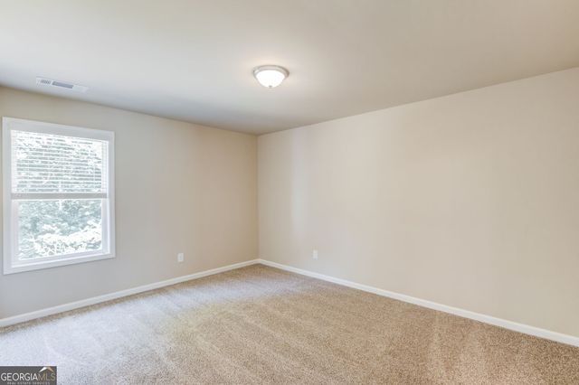 6450 River Plantation Station Drive, Lula, GA 30554