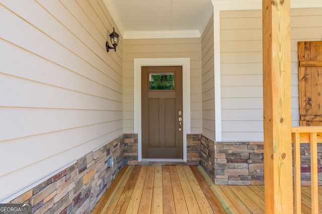 6450 River Plantation Station Drive, Lula, GA 30554