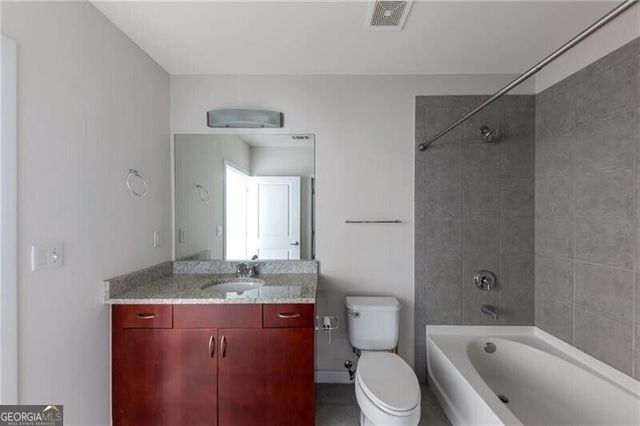 400 W Peachtree Street NW 3908, Atlanta, GA 30308