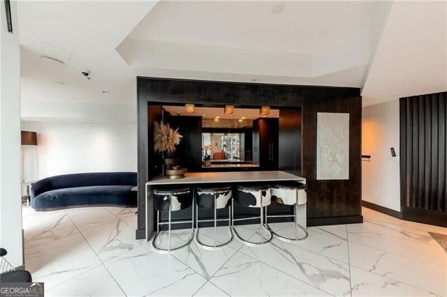 400 W Peachtree Street NW 3908, Atlanta, GA 30308