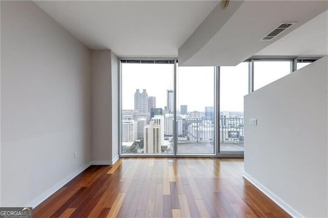400 W Peachtree Street NW 3908, Atlanta, GA 30308