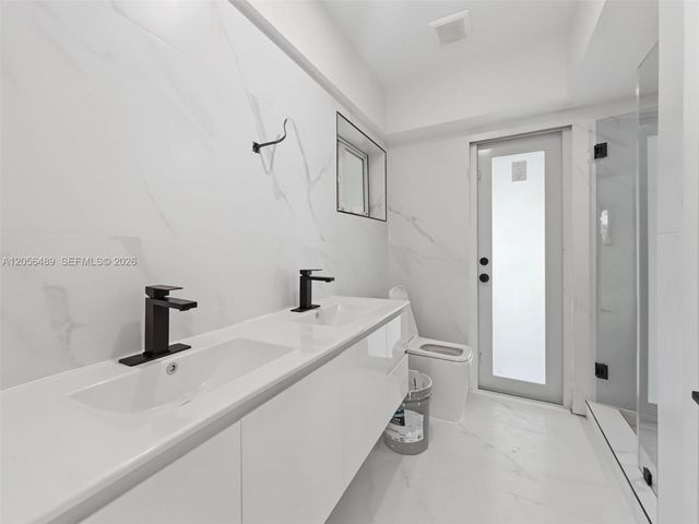 861 NW 72nd Avenue, Plantation, FL 33317