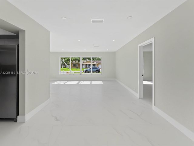 861 NW 72nd Avenue, Plantation, FL 33317