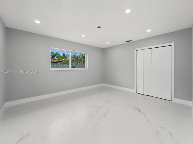 861 NW 72nd Avenue, Plantation, FL 33317