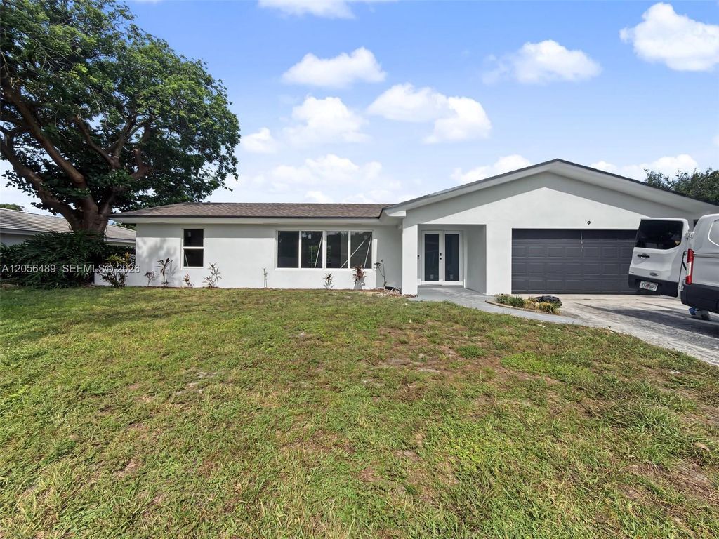 861 NW 72nd Avenue, Plantation, FL 33317